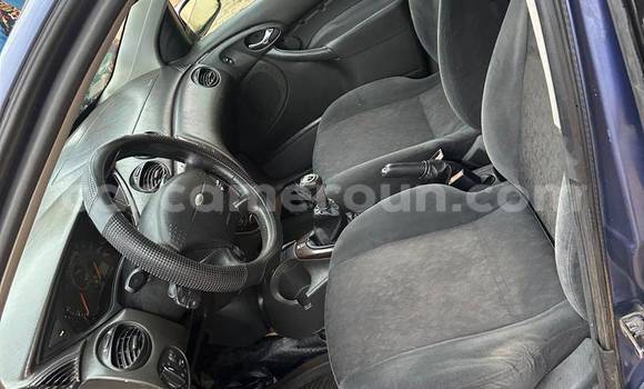 Sayi Na hannu Ford Focus Blue Mota in Yaounde a Babban Kamaru Sayi Na hannu Ford Focus Blue Mota in Yaounde a Babban Kamaru