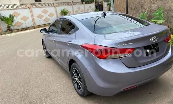Sayi Na hannu Hyundai Elantra Sauran Mota in Yaounde a Babban Kamaru Sayi Na hannu Hyundai Elantra Sauran Mota in Yaounde a Babban Kamaru