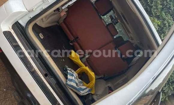 Acheter Occasion Voiture Lexus GX Blanc à Yaoundé, Central Cameroon Acheter Occasion Voiture Lexus GX Blanc à Yaoundé, Central Cameroon