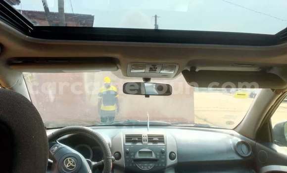 Acheter Occasion Voiture Toyota RAV4 Autre à Yaoundé, Central Cameroon Acheter Occasion Voiture Toyota RAV4 Autre à Yaoundé, Central Cameroon