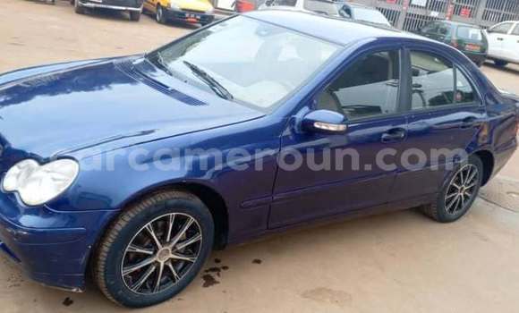 Buy Used Mercedes‒Benz C–Class Blue Car in Yaounde in Central Cameroon