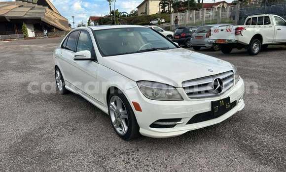 Acheter Occasion Voiture Mercedes‒Benz C–Class Blanc à Yaoundé, Central Cameroon Acheter Occasion Voiture Mercedes‒Benz C–Class Blanc à Yaoundé, Central Cameroon