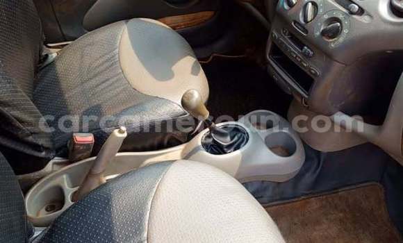 Acheter Occasion Voiture Toyota Yaris Bleu à Yaoundé, Central Cameroon Acheter Occasion Voiture Toyota Yaris Bleu à Yaoundé, Central Cameroon