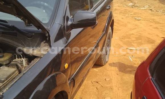 Acheter Occasion Voiture Kia Sorento Noir à Yaoundé, Central Cameroon Acheter Occasion Voiture Kia Sorento Noir à Yaoundé, Central Cameroon