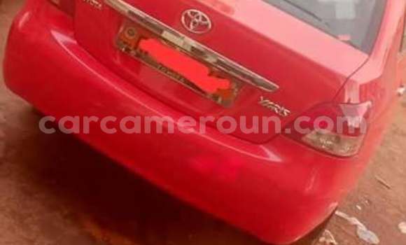 Acheter Occasion Voiture Toyota Yaris Rouge à Yaoundé, Central Cameroon Acheter Occasion Voiture Toyota Yaris Rouge à Yaoundé, Central Cameroon