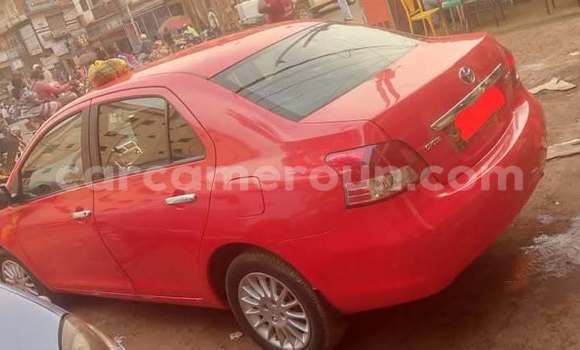 Acheter Occasion Voiture Toyota Yaris Rouge à Yaoundé, Central Cameroon Acheter Occasion Voiture Toyota Yaris Rouge à Yaoundé, Central Cameroon