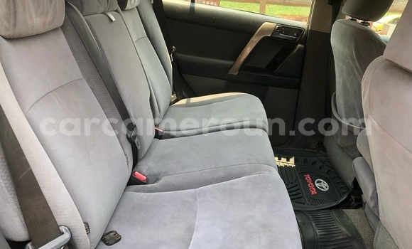 Acheter Neuf Voiture Toyota Prado Noir à Yaoundé, Central Cameroon Acheter Neuf Voiture Toyota Prado Noir à Yaoundé, Central Cameroon