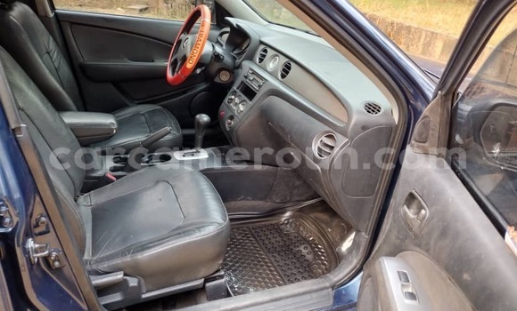 Sayi Na hannu Mitsubishi Outlander Blue Mota in Douala a Ƙasar Kamaru Sayi Na hannu Mitsubishi Outlander Blue Mota in Douala a Ƙasar Kamaru