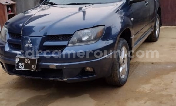 Sayi Na hannu Mitsubishi Outlander Blue Mota in Douala a Ƙasar Kamaru Sayi Na hannu Mitsubishi Outlander Blue Mota in Douala a Ƙasar Kamaru