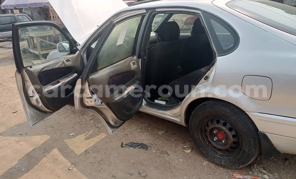 Acheter Occasion Voiture Toyota Corolla Gris à Douala, Littoral Cameroon Acheter Occasion Voiture Toyota Corolla Gris à Douala, Littoral Cameroon