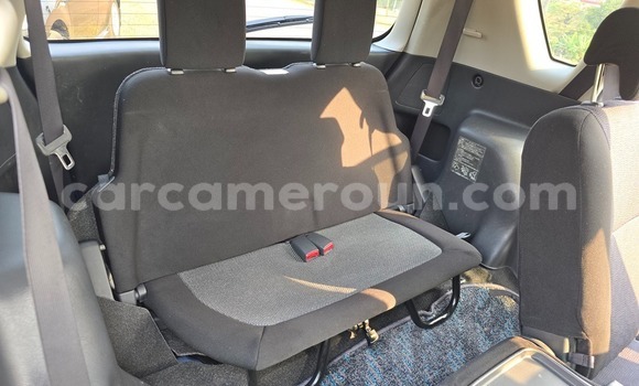 Buy Used Toyota Corolla Spacio Blue Car in Yaounde in Central Cameroon Buy Used Toyota Corolla Spacio Blue Car in Yaounde in Central Cameroon