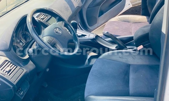 Acheter Neuf Voiture Toyota Blade Blanc à Douala, Littoral Cameroon Acheter Neuf Voiture Toyota Blade Blanc à Douala, Littoral Cameroon