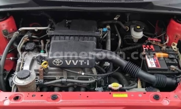 Sayi Na hannu Toyota Yaris Red Mota in Douala a Ƙasar Kamaru Sayi Na hannu Toyota Yaris Red Mota in Douala a Ƙasar Kamaru