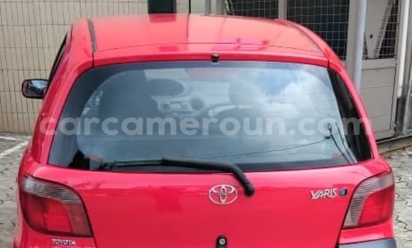 Sayi Na hannu Toyota Yaris Red Mota in Douala a Ƙasar Kamaru Sayi Na hannu Toyota Yaris Red Mota in Douala a Ƙasar Kamaru