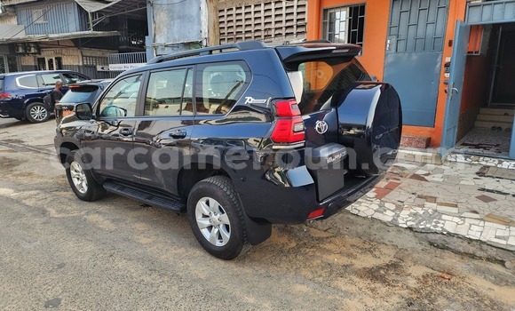 Sayi Imported Toyota Land Cruiser Prado Black Mota in Douala a Ƙasar Kamaru Sayi Imported Toyota Land Cruiser Prado Black Mota in Douala a Ƙasar Kamaru