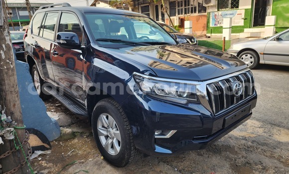 Sayi Imported Toyota Land Cruiser Prado Black Mota in Douala a Ƙasar Kamaru Sayi Imported Toyota Land Cruiser Prado Black Mota in Douala a Ƙasar Kamaru