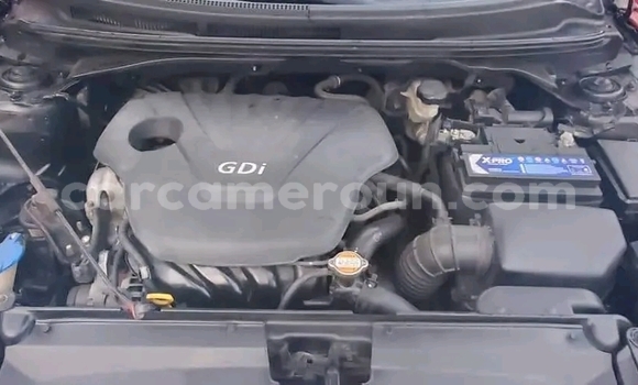 Buy Import Hyundai Veloster Red Car in Douala in Littoral Cameroon Buy Import Hyundai Veloster Red Car in Douala in Littoral Cameroon