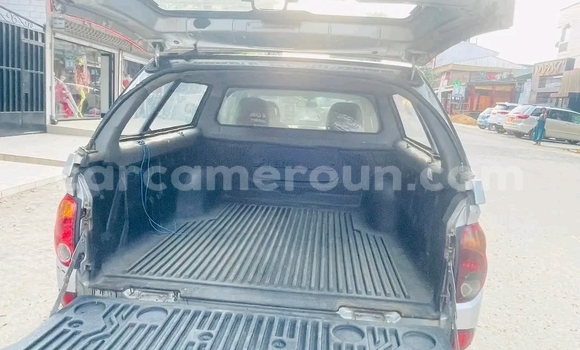 Acheter Occasion Voiture Mitsubishi L200 Gris à Douala, Littoral Cameroon Acheter Occasion Voiture Mitsubishi L200 Gris à Douala, Littoral Cameroon