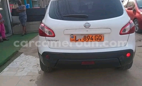 Buy Used Nissan Qashqai White Car in Douala in Littoral Cameroon Buy Used Nissan Qashqai White Car in Douala in Littoral Cameroon