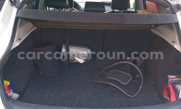 Buy Used Nissan Qashqai White Car in Douala in Littoral Cameroon Buy Used Nissan Qashqai White Car in Douala in Littoral Cameroon