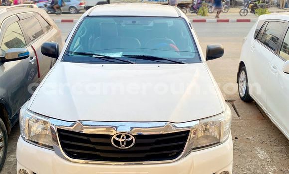 Acheter Occasion Voiture Toyota Hilux Blanc à Douala, Littoral Cameroon Acheter Occasion Voiture Toyota Hilux Blanc à Douala, Littoral Cameroon
