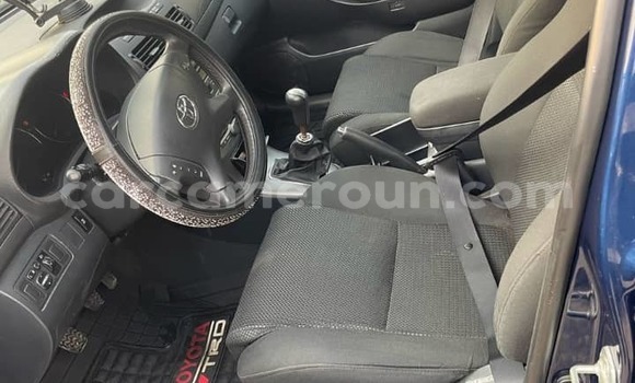 Acheter Occasion Voiture Toyota Avensis Bleu à Douala, Littoral Cameroon Acheter Occasion Voiture Toyota Avensis Bleu à Douala, Littoral Cameroon