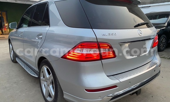 Buy Used Mercedes‒Benz ML–Class Black Car in Douala in Littoral Cameroon Buy Used Mercedes‒Benz ML–Class Black Car in Douala in Littoral Cameroon