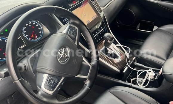 Acheter Neuf Voiture Toyota Harrier Noir à Douala, Littoral Cameroon Acheter Neuf Voiture Toyota Harrier Noir à Douala, Littoral Cameroon