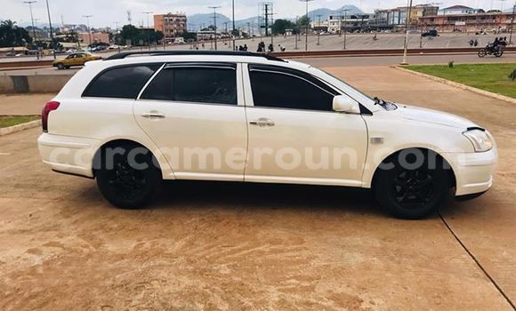 Acheter Occasion Voiture Toyota Avensis Blanc à Yaoundé, Central Cameroon Acheter Occasion Voiture Toyota Avensis Blanc à Yaoundé, Central Cameroon