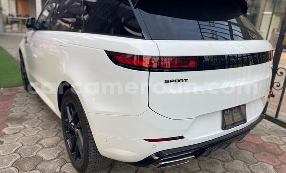 Sayi Sabo Land Rover Range Rover Sport White Mota in Douala a Ƙasar Kamaru Sayi Sabo Land Rover Range Rover Sport White Mota in Douala a Ƙasar Kamaru