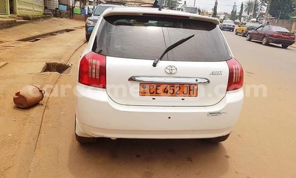 Acheter Occasion Voiture Toyota Corolla Blanc à Yabassi, Littoral Cameroon Acheter Occasion Voiture Toyota Corolla Blanc à Yabassi, Littoral Cameroon