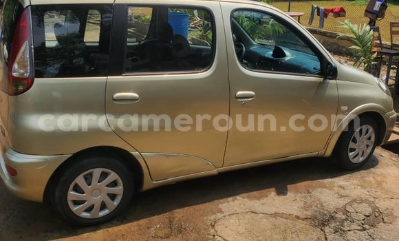 Buy Used Toyota Yaris Verso Beige Car in Douala in Littoral Cameroon Buy Used Toyota Yaris Verso Beige Car in Douala in Littoral Cameroon