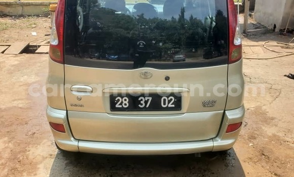 Buy Used Toyota Yaris Verso Beige Car in Douala in Littoral Cameroon Buy Used Toyota Yaris Verso Beige Car in Douala in Littoral Cameroon