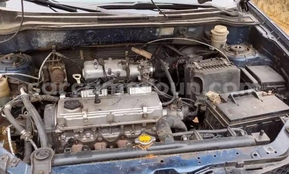 Sayi Na hannu Mitsubishi Outlander Blue Mota in Douala a Ƙasar Kamaru Sayi Na hannu Mitsubishi Outlander Blue Mota in Douala a Ƙasar Kamaru