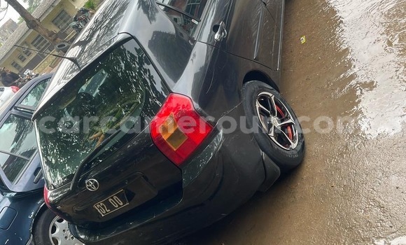 Sayi Sabo Toyota Corolla Black Mota in Douala a Ƙasar Kamaru Sayi Sabo Toyota Corolla Black Mota in Douala a Ƙasar Kamaru