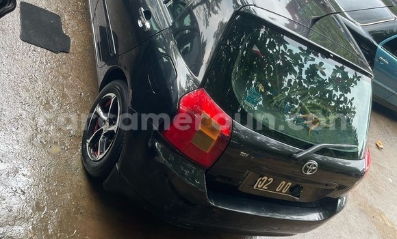 Sayi Sabo Toyota Corolla Black Mota in Douala a Ƙasar Kamaru Sayi Sabo Toyota Corolla Black Mota in Douala a Ƙasar Kamaru