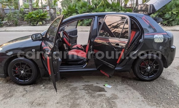 Acheter Occasion Voiture Toyota Corolla Noir à Douala, Littoral Cameroon Acheter Occasion Voiture Toyota Corolla Noir à Douala, Littoral Cameroon