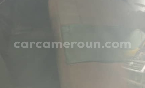 Sayi Na hannu Mitsubishi L200 Sauran Mota in Douala a Ƙasar Kamaru Sayi Na hannu Mitsubishi L200 Sauran Mota in Douala a Ƙasar Kamaru