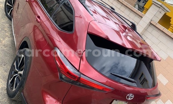 Acheter Import Voiture Toyota Highlander Rouge à Douala, Littoral Cameroon Acheter Import Voiture Toyota Highlander Rouge à Douala, Littoral Cameroon