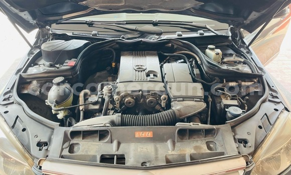 Buy Used Mercedes-Benz C-Classe Silver Car in Douala in Littoral Cameroon Buy Used Mercedes-Benz C-Classe Silver Car in Douala in Littoral Cameroon