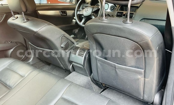Buy Used Mercedes‒Benz C-klasse Silver Car in Douala in Littoral Cameroon Buy Used Mercedes‒Benz C-klasse Silver Car in Douala in Littoral Cameroon