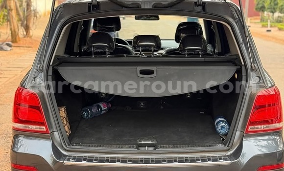 Sayi Sabo Mercedes‒Benz GL-klasse Azurfa Mota in Yaounde a Babban Kamaru Sayi Sabo Mercedes‒Benz GL-klasse Azurfa Mota in Yaounde a Babban Kamaru