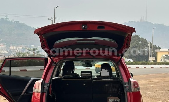 Acheter Occasion Voiture Toyota RAV4 Rouge à Yaoundé, Central Cameroon Acheter Occasion Voiture Toyota RAV4 Rouge à Yaoundé, Central Cameroon