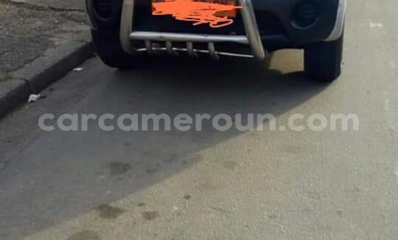 Sayi Na hannu Toyota Hilux Azurfa Mota in Yaounde a Babban Kamaru Sayi Na hannu Toyota Hilux Azurfa Mota in Yaounde a Babban Kamaru