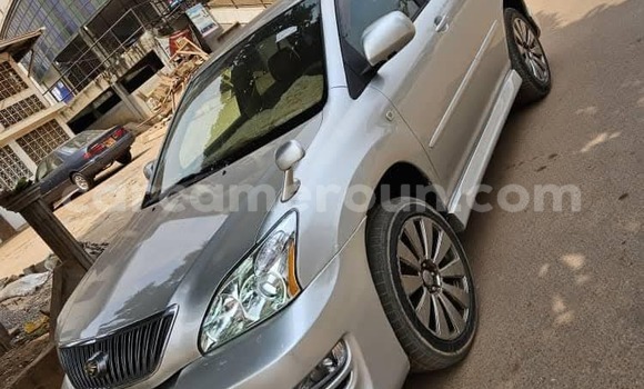 Sayi Na hannu Toyota Harrier Azurfa Mota in Yaounde a Babban Kamaru Sayi Na hannu Toyota Harrier Azurfa Mota in Yaounde a Babban Kamaru