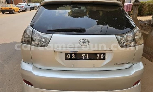 Sayi Na hannu Toyota Harrier Azurfa Mota in Yaounde a Babban Kamaru Sayi Na hannu Toyota Harrier Azurfa Mota in Yaounde a Babban Kamaru