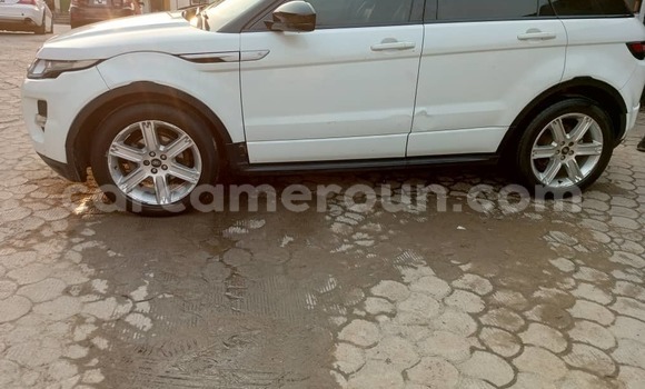 Sayi Na hannu Range Rover Range Rover White Mota in Douala a Ƙasar Kamaru Sayi Na hannu Range Rover Range Rover White Mota in Douala a Ƙasar Kamaru