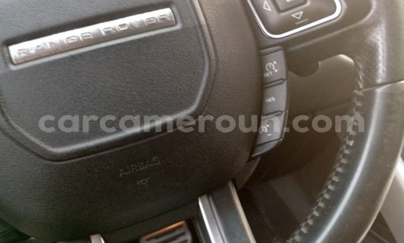 Sayi Na hannu Range Rover Range Rover White Mota in Douala a Ƙasar Kamaru Sayi Na hannu Range Rover Range Rover White Mota in Douala a Ƙasar Kamaru