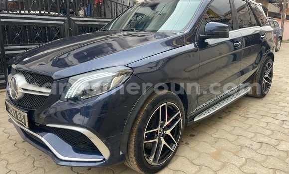Sayi Na hannu Mercedes‒Benz ML–Class Sauran Mota in Douala a Ƙasar Kamaru Sayi Na hannu Mercedes‒Benz ML–Class Sauran Mota in Douala a Ƙasar Kamaru