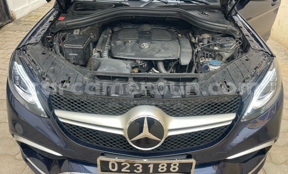 Sayi Na hannu Mercedes‒Benz ML–Class Sauran Mota in Douala a Ƙasar Kamaru Sayi Na hannu Mercedes‒Benz ML–Class Sauran Mota in Douala a Ƙasar Kamaru